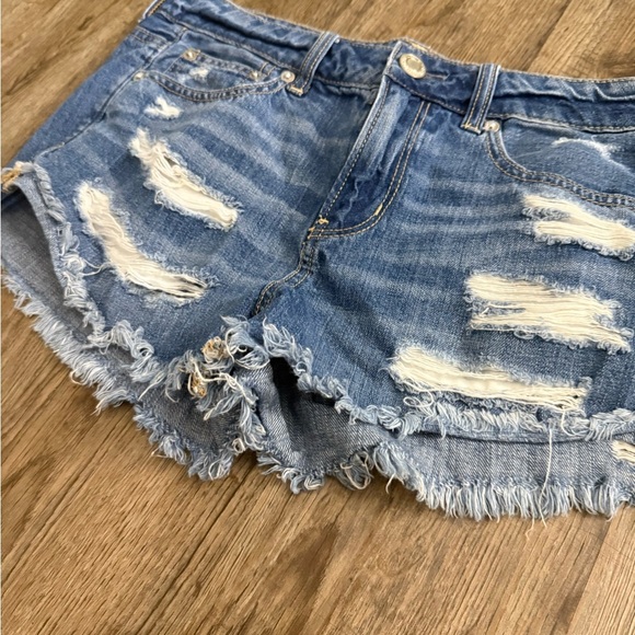 American Eagle • Distressed Shortie Shorts - Picture 2 of 7
